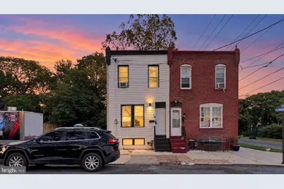 977 Florence Street S, Camden, NJ 08104 - Photo 1