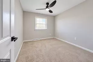 118 W Collins Ct, Gloucester Township, NJ 08012 - Photo 21