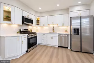 118 W Collins Ct, Gloucester Township, NJ 08012 - Photo 5