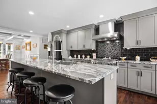 402 Barnegat Ln, Berlin, NJ 08009 - Photo 9