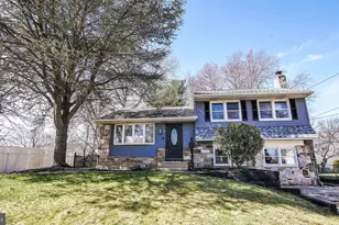 2 Green Ridge Rd, Voorhees, NJ 08043 - Photo 3