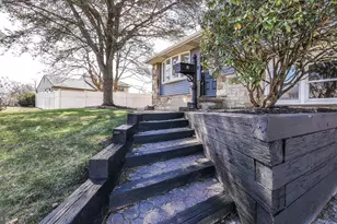 2 Green Ridge Rd, Voorhees, NJ 08043 - Photo 5