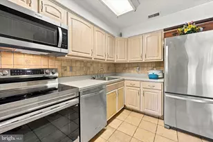 909 Bromley Estate, Pine Hill, NJ 08021 - Photo 3