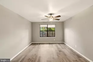 8 Heywood Ln, Sicklerville, NJ 08081 - Photo 17