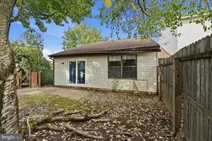 8 Heywood Ln, Sicklerville, NJ 08081 - Photo 33
