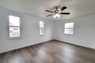 21 Greenfield Dr, Berlin, NJ 08009 - Photo 9