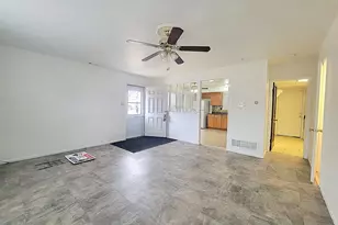 21 Greenfield Dr, Berlin, NJ 08009 - Photo 3