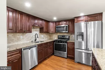 833 E Elm Avenue, Lindenwold, NJ 08021 - Photo 13