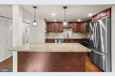833 E Elm Avenue, Lindenwold, NJ 08021 - Photo 11
