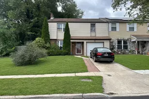 309 Cherrywood Dr, Clementon, NJ 08021 - Photo 1