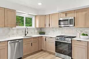 409 Junewood Dr, Cherry Hill, NJ 08003 - Photo 13