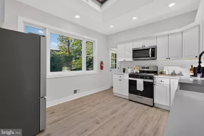 16 W Greenwood Avenue, Oaklyn, NJ 08107 - Photo 13