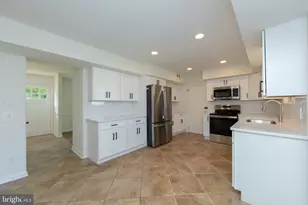 90 Knollwood Dr, Cherry Hill, NJ 08002 - Photo 9