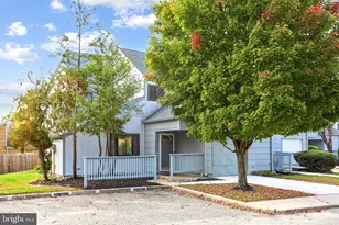 48 Dover Dr, Lindenwold, NJ 08021 - Photo 1