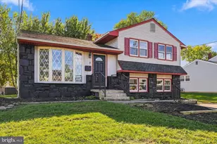 8 Great Oak Rd, Voorhees, NJ 08043 - Photo 1