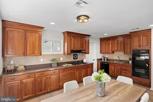 109 Winesap Rd, Cherry Hill, NJ 08003 - Photo 9
