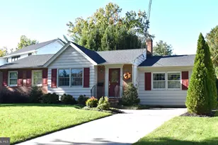 9 Ridgewood Cir, Haddonfield, NJ 08033 - Photo 1