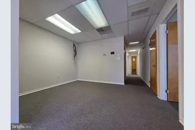 146 Lakeview Drive S #302, Gibbsboro, NJ 08026 - Photo 3