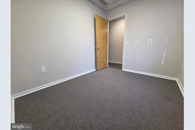 146 Lakeview Drive S #302, Gibbsboro, NJ 08026 - Photo 9