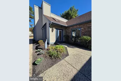 146 Lakeview Drive S #302, Gibbsboro, NJ 08026 - Photo 1