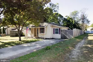 307 Fern Ave, Gloucester Township, NJ 08029 - Photo 3