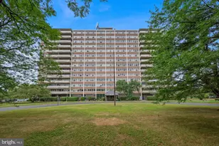 901 Barclay Towers, Cherry Hill, NJ 08034 - Photo 1