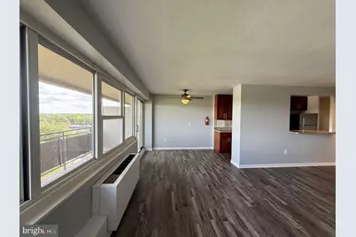 901 Barclay Towers, Cherry Hill, NJ 08034 - Photo 5