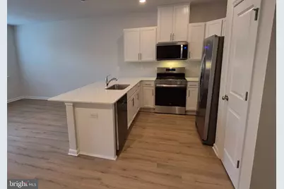 18 Reagan Drive, Runnemede, NJ 08078 - Photo 3
