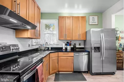 404 W Maple Avenue, Merchantville, NJ 08109 - Photo 11