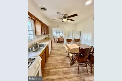 428 Walnut Avenue, Gloucester City, NJ 08030 - Photo 3
