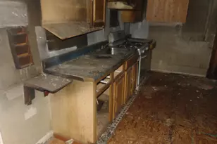 918 S 8th St, Camden, NJ 08103 - Photo 5