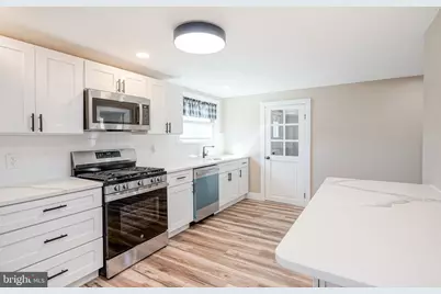 8137 Holman Avenue, Pennsauken, NJ 08110 - Photo 13