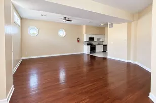 1214 Yorkship Square, Camden, NJ 08104 - Photo 5