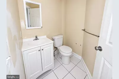 1214 Yorkship Square, Camden, NJ 08104 - Photo 15