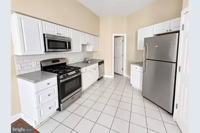 1214 Yorkship Square, Camden, NJ 08104 - Photo 7