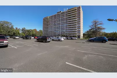 807 Barclay Towers Walk, Cherry Hill, NJ 08034 - Photo 1
