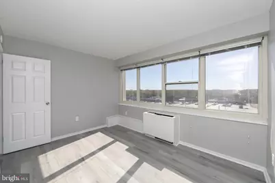 807 Barclay Towers Walk, Cherry Hill, NJ 08034 - Photo 17
