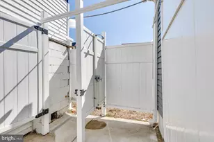 222 E Burk Ave, Wildwood, NJ 08260 - Photo 15