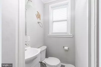 222 E Burk Avenue #1, Wildwood, NJ 08260 - Photo 9