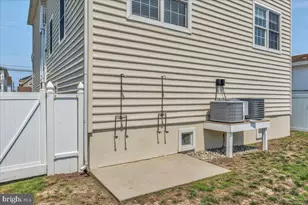 240 E Taylor Ave, Wildwood, NJ 08260 - Photo 25