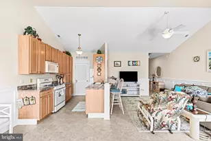 216 E Roberts Ave, Wildwood, NJ 08260 - Photo 19