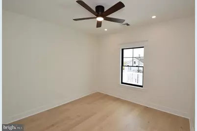 331 W 16th Avenue, Wildwood, NJ 08260 - Photo 27