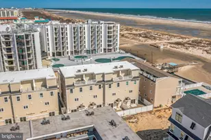 418-420 E Farragut Rd, Wildwood, NJ 08260 - Photo 9