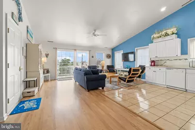 220 E Poplar Avenue #203, Wildwood, NJ 08260 - Photo 7