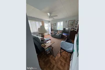 616 W Spruce Avenue, North Wildwood, NJ 08260 - Photo 3