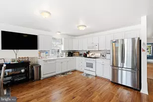 224 E Magnolia Ave, Wildwood, NJ 08260 - Photo 7