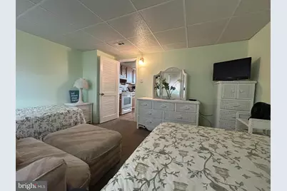 427 E Monterey Avenue, Wildwood, NJ 08260 - Photo 17