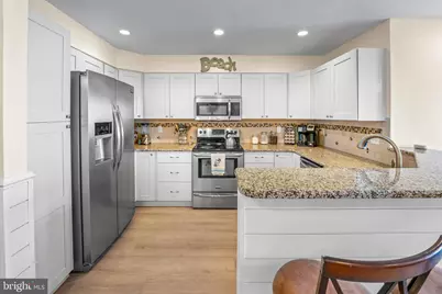 621 W Burk Avenue #A, Wildwood, NJ 08260 - Photo 5