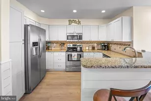 621 W Burk Ave, Wildwood, NJ 08260 - Photo 5