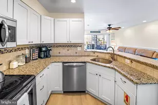 621 W Burk Ave, Wildwood, NJ 08260 - Photo 7